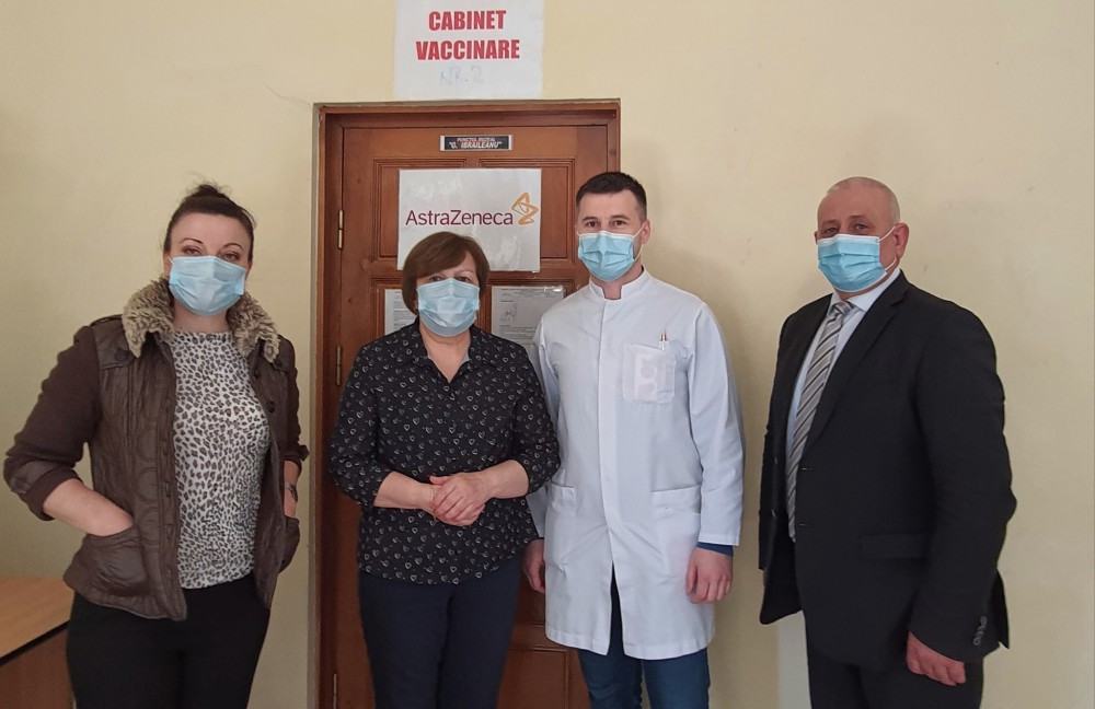 Deputații Maria Ciobanu, Stela Macari și Chiril Moțpan s-au vaccinat împotriva COVID-19